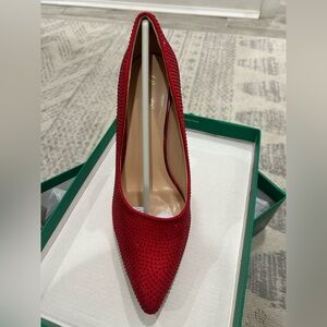 New In Box Lauren Lorraine “Dazzle” Pumps